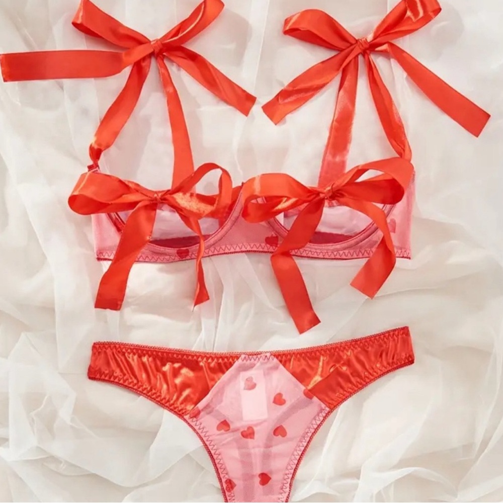 Sexy Red Lace Lingerie Set with Bows ✨❤️| Size M